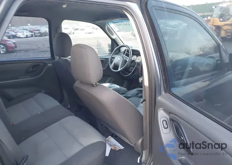 2005 Ford Escape Xls из США, поврежденный, VIN 1FMYU02Z25KB63243